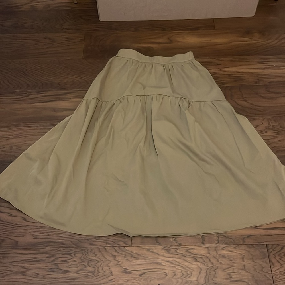 Basic Long SKIRT - Picture 2 of 6